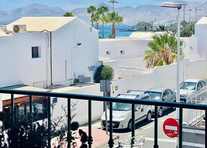 Canaryislandshost L Mar Azul